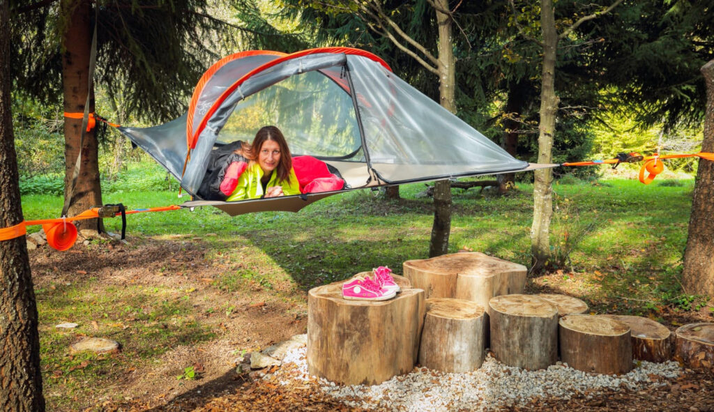 Spavanje u visećim šatorima